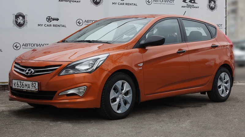 Аренда машины Hyundai Solaris HB в Крыму