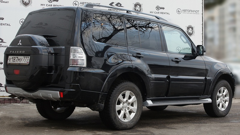 Прокат Mitsubishi Pajero в Крыму