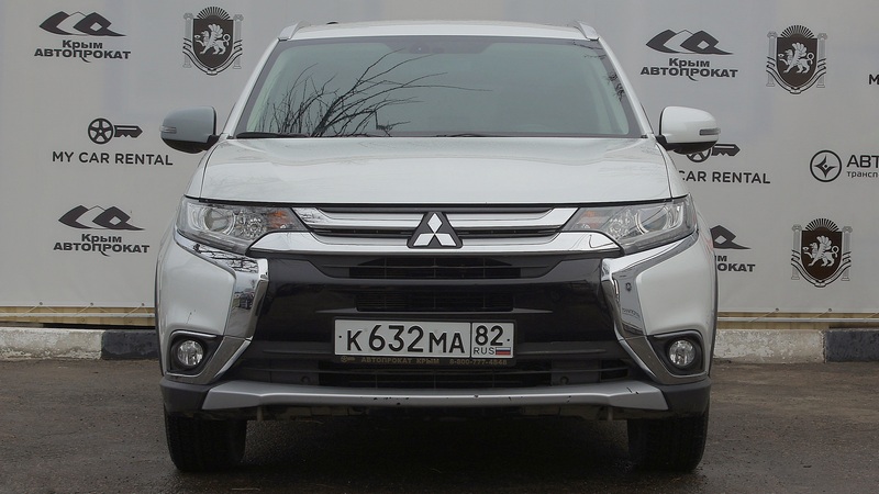 Аренда машины Mitsubishi Outlander в Крыму