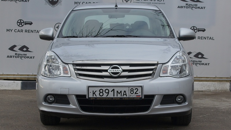 Аренда машины Nissan Almera в Крыму