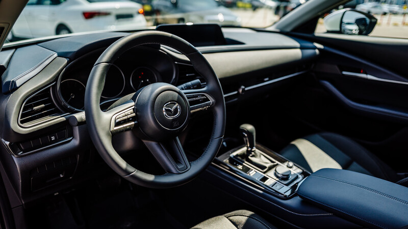 Аренда авто Mazda СХ-30 в Крыму