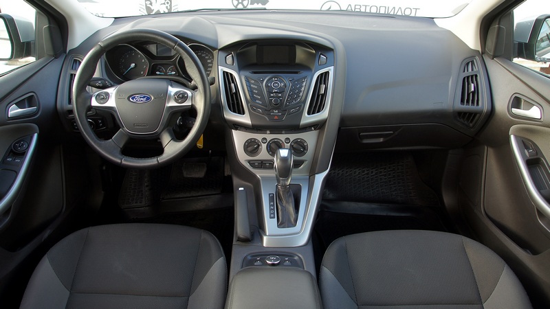 Прокат автомобиля Ford Focus в Крыму