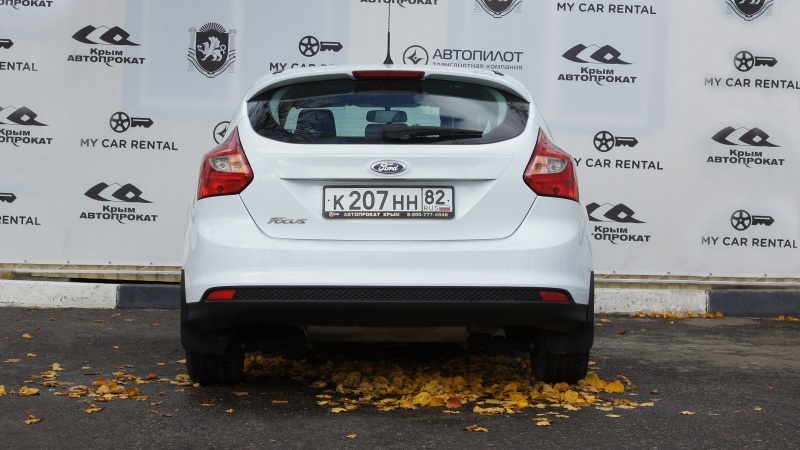 Аренда машины Ford Focus HB в Крыму