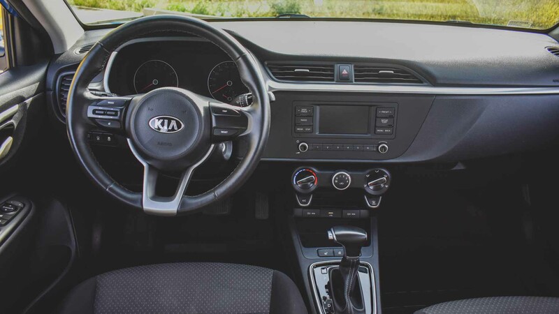 Прокат автомобиля Kia Rio X-Line в Крыму