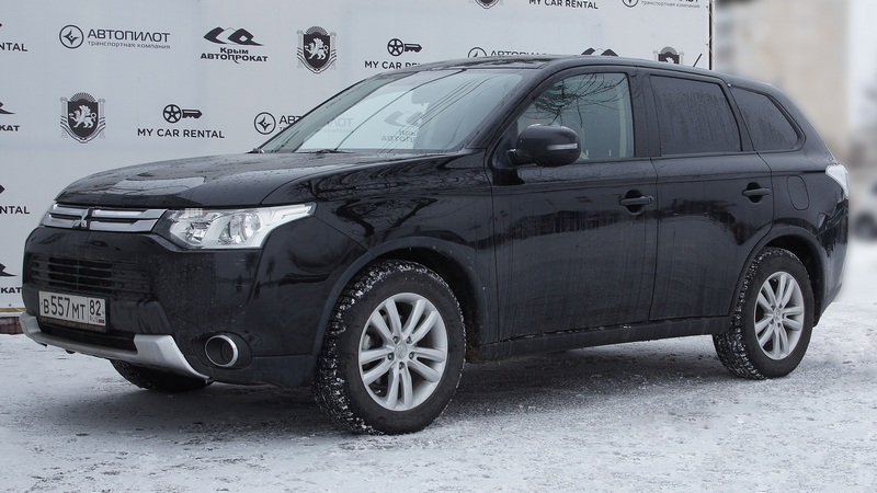 Прокат машины Mitsubishi Outlander в Крыму