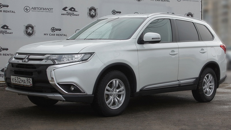 Прокат авто Mitsubishi Outlander в Крыму