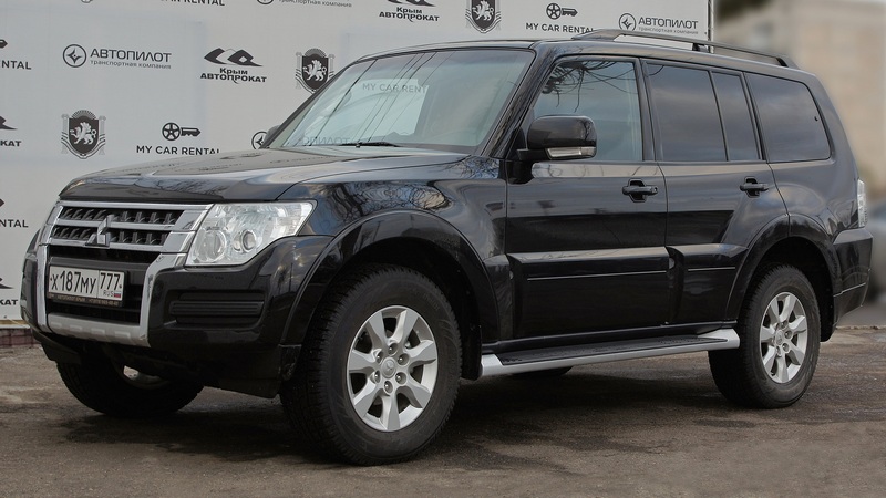 Прокат машины Mitsubishi Pajero в Крыму