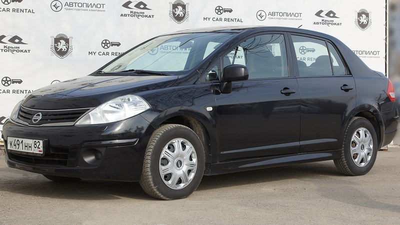 Прокат авто Nissan Tiida в Крыму