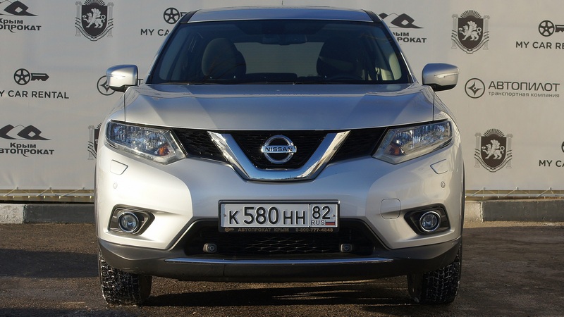 Прокат авто Nissan X-Trail new в Крыму