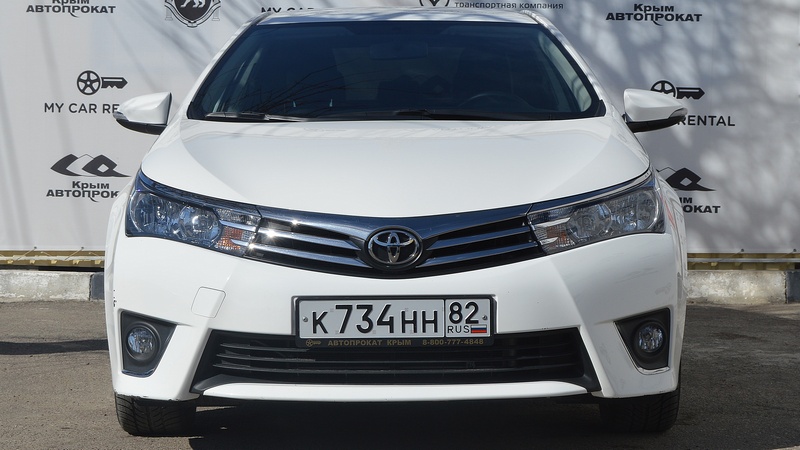 Аренда машины Toyota Corolla в Крыму
