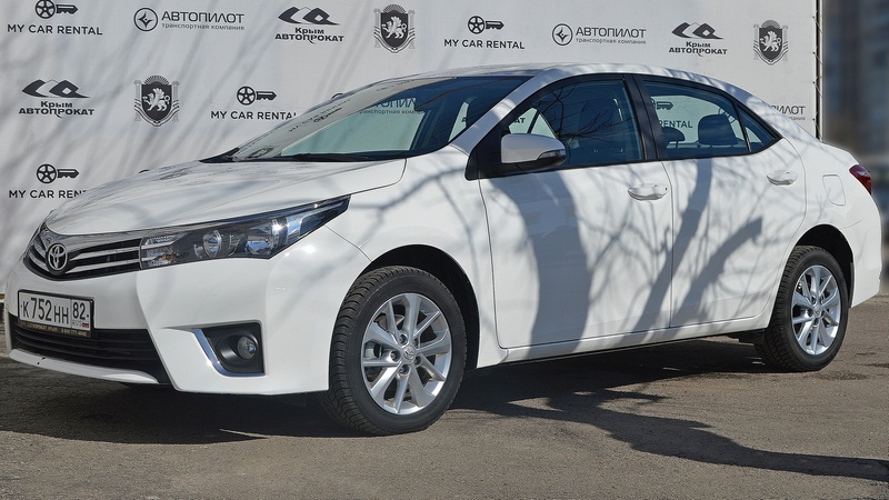 Прокат авто Toyota Corolla в Крыму