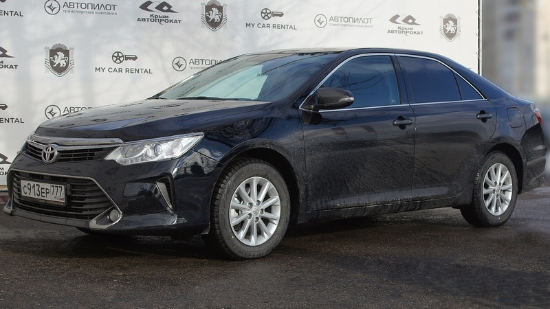 Прокат авто Toyota Camry 50 в Крыму