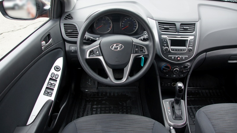 Прокат Hyundai Solaris HB в Крыму