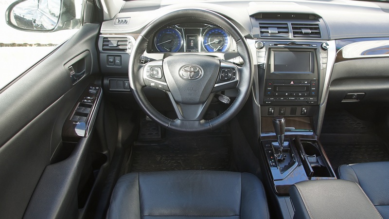 Прокат Toyota Camry 50 в Крыму