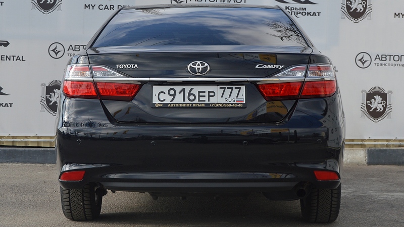 Прокат машины Toyota Camry 50 в Крыму